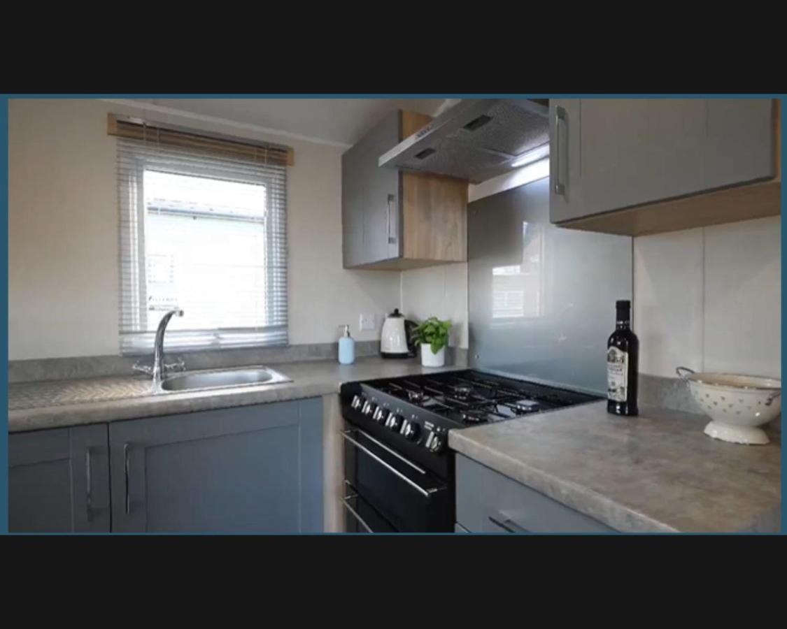 Exotic 3-Bed Caravan At Newquay Holiday Park Villa Dış mekan fotoğraf